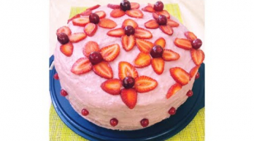 Recipe Бисквитный торт с клубничным заварным кремом.