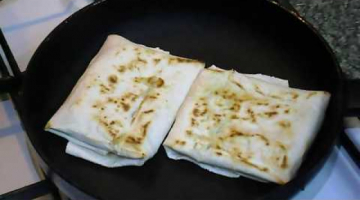 Recipe Горячие конвертики из лаваша с зеленью и сыром