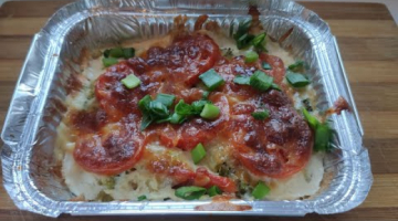 Recipe Курочка с брокколи под сыром и помидорами со сметанно чесночной заливкой