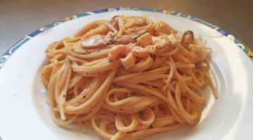 Спагетти с морепродуктами в сливочном соусе #10