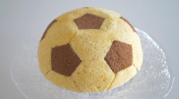 Торт "Футбольный мяч" с йогуртово-малиновым муссом