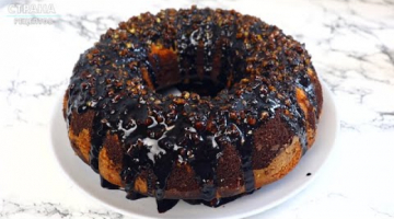 Recipe Вкусный Пушистый Пирог в Шоколадной Глазури с Орехами